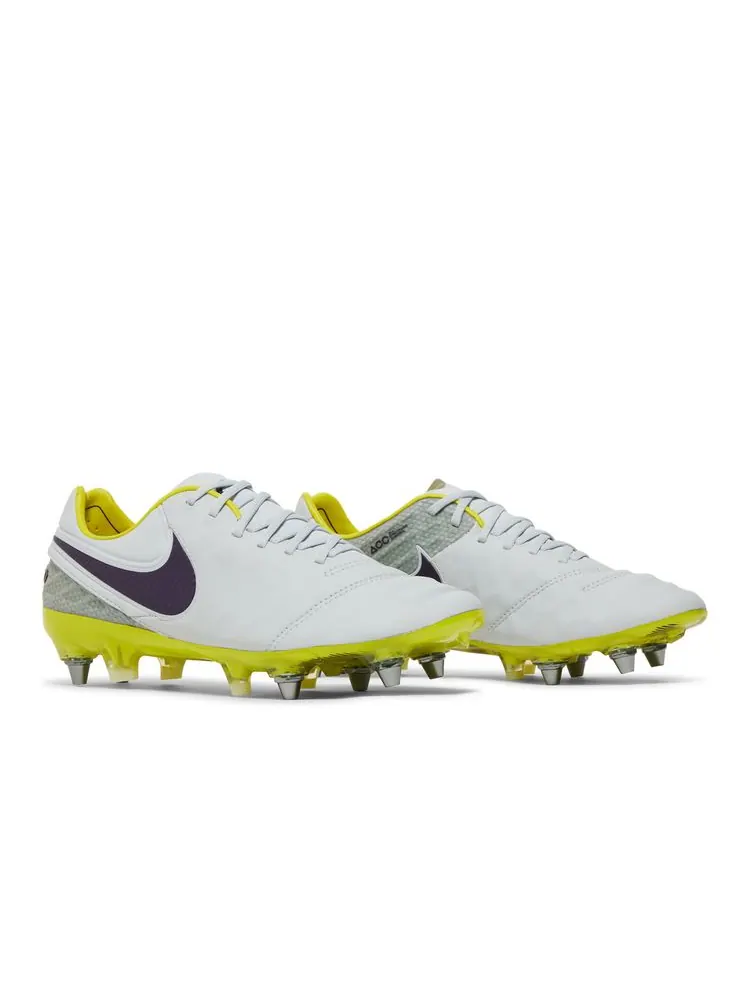 Кроссовки Wmns Tiempo Legend 6 SG Pro ACC 'Pure Platinum' — изображение 8 из 8, платиновый