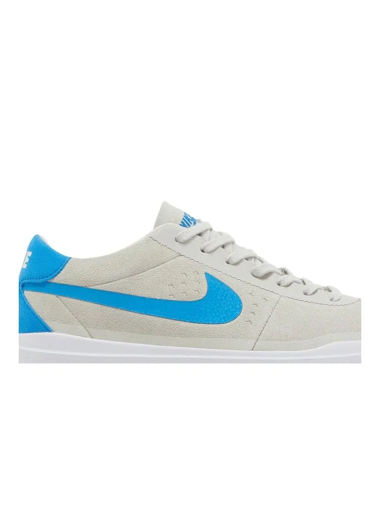 Кроссовки Nike Bruin Hyperfeel SB 'Summit White Photo Blue' — изображение 2 из 4, белый