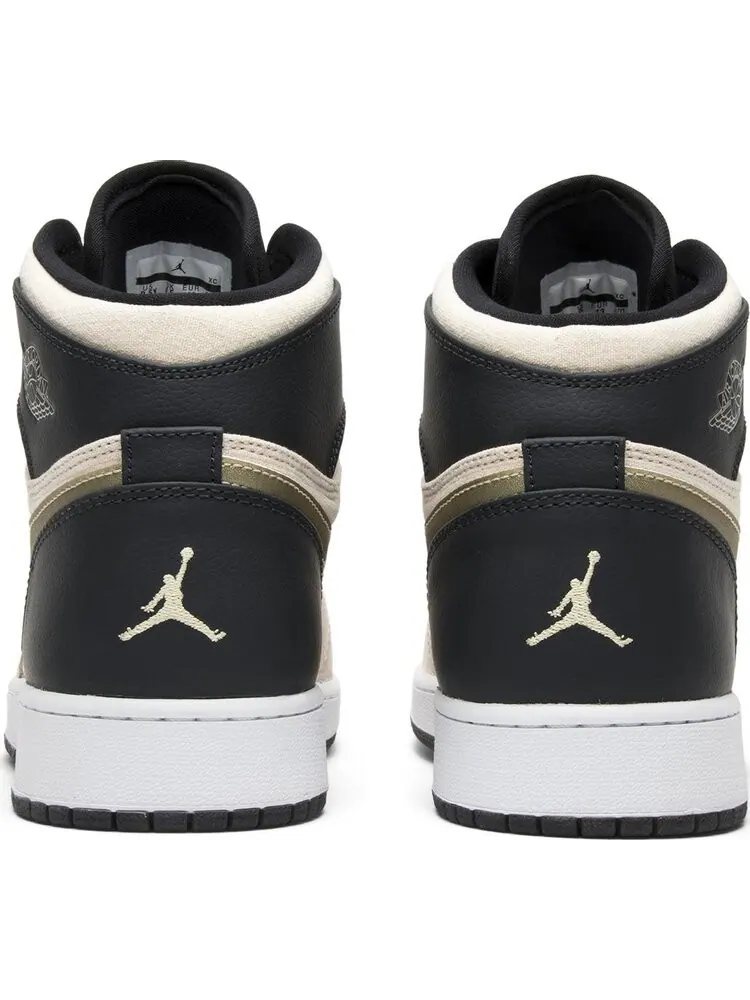 Кроссовки Air Jordan 1 Retro High PRM GG Heiress — изображение 6 из 8, загар