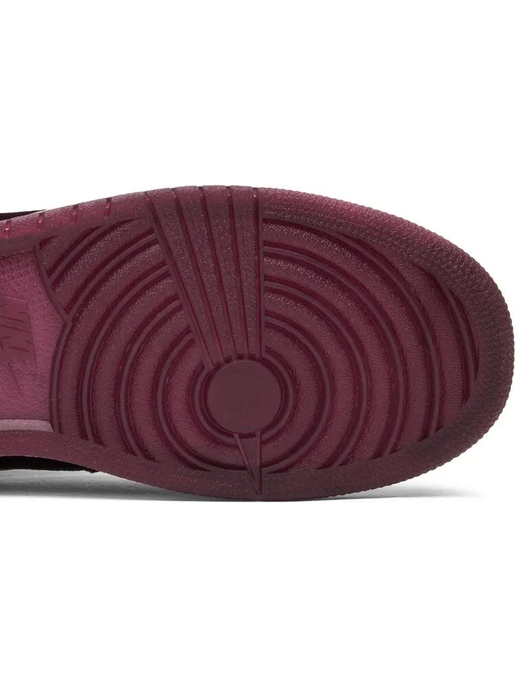 Кроссовки Air Jordan 1 Heiress GG Velvet — изображение 5 из 8, красный