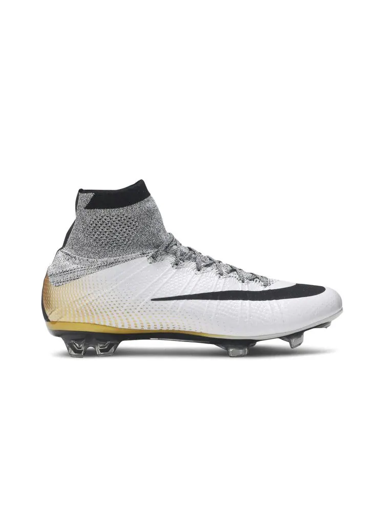 Кроссовки Nike CR7 x Mercurial Superfly SE FG '324K Gold' — изображение 2 из 9