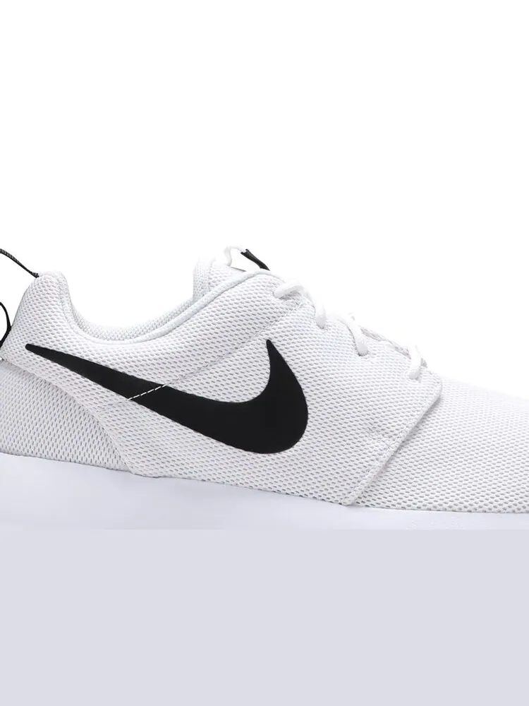 Кроссовки Nike Wmns Roshe One 'White Black' — изображение 2 из 4, белый