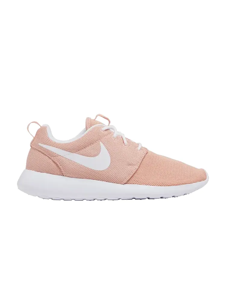 Кроссовки Nike Wmns Roshe One 'Coral Stardust' — изображение 1 из 9, белый