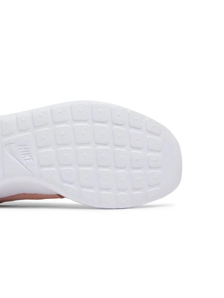 Кроссовки Nike Wmns Roshe One 'Coral Stardust' — изображение 6 из 9, белый