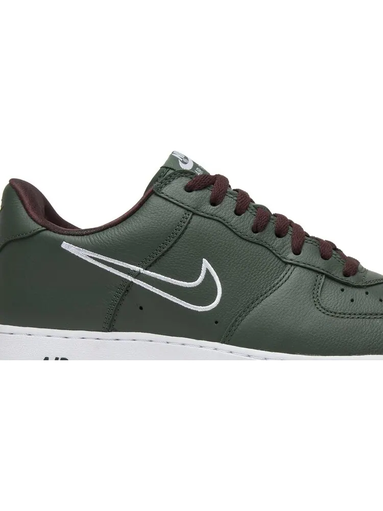 Кроссовки Nike Air Force 1 Low Retro 'Hong Kong' 2018 — изображение 2 из 8, зеленый