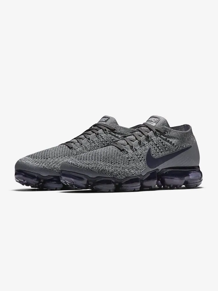 Кроссовки Nike Air VaporMax 'Dark Grey' — изображение 2 из 4, серый