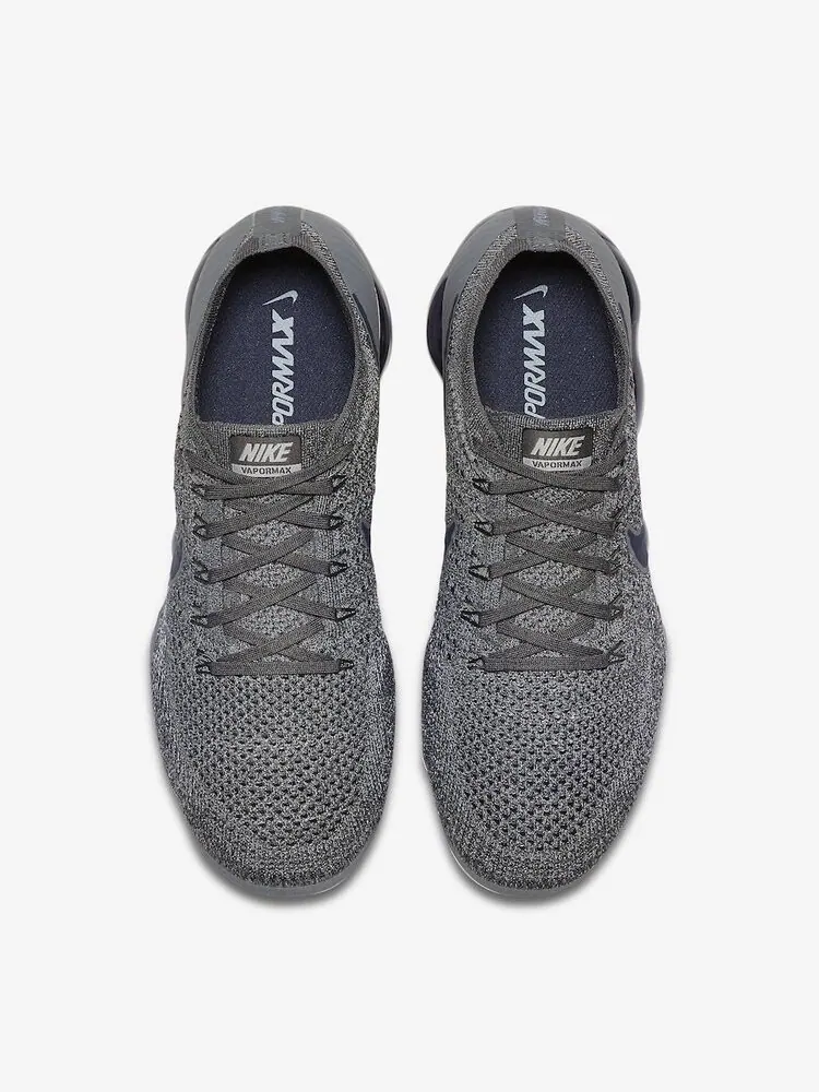 Кроссовки Nike Air VaporMax 'Dark Grey' — изображение 3 из 4, серый