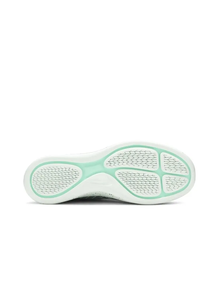 Кроссовки Nike Wmns LunarEpic Flyknit Shield — изображение 4 из 4, зеленый