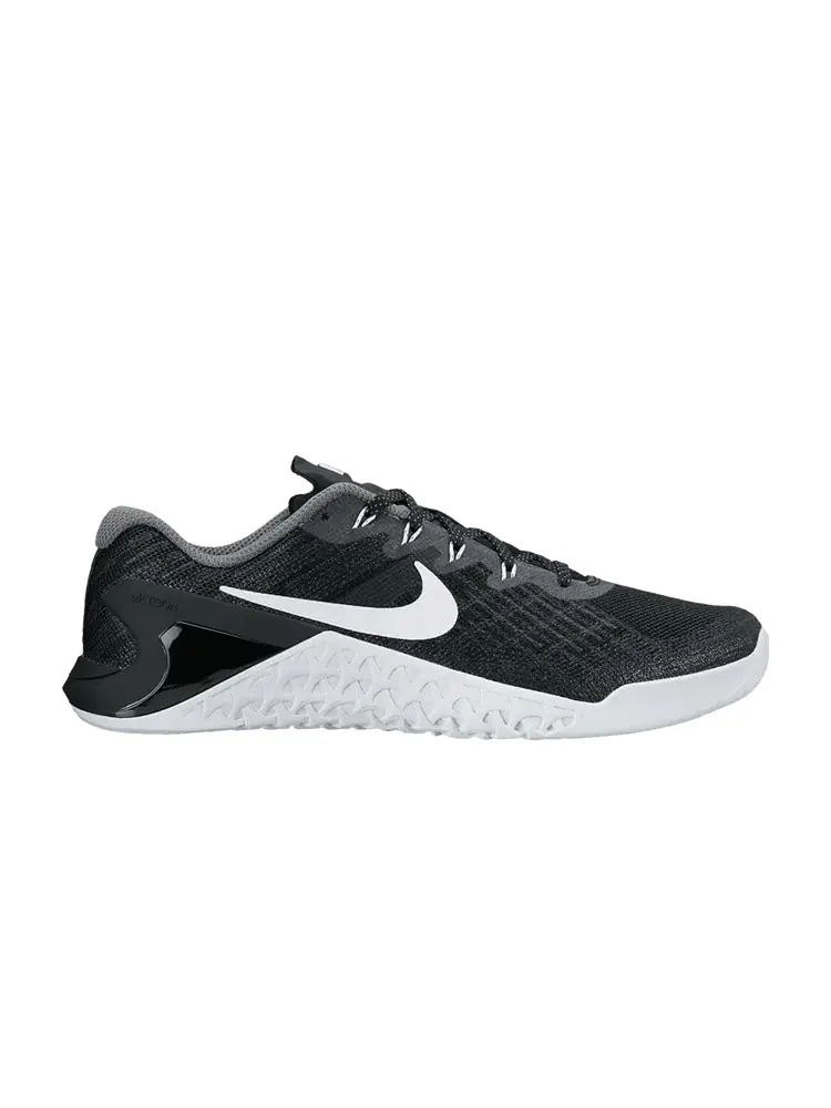 Кроссовки Nike Wmns Metcon 3 'Black White' — изображение 1 из 1, черный/белый