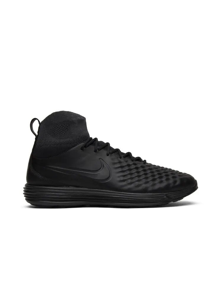 Кроссовки Nike Lunar Magista 2 Flyknit 'Black' — изображение 1 из 4, черный