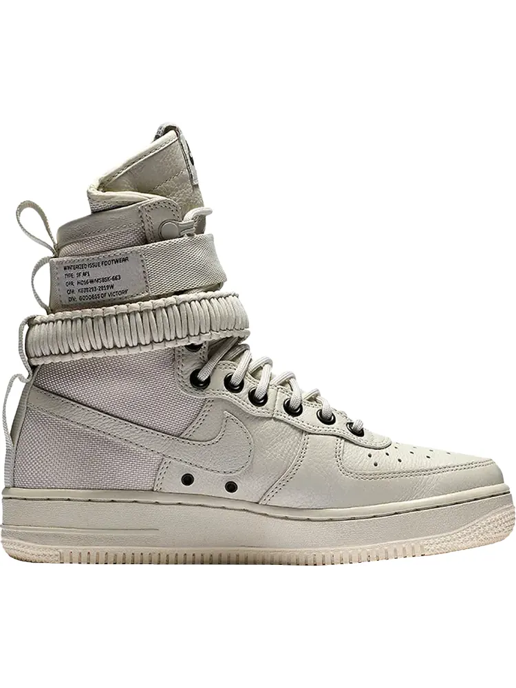 Кроссовки Nike Wmns SF Air Force 1 High 'Sail' — изображение 1 из 6, загар