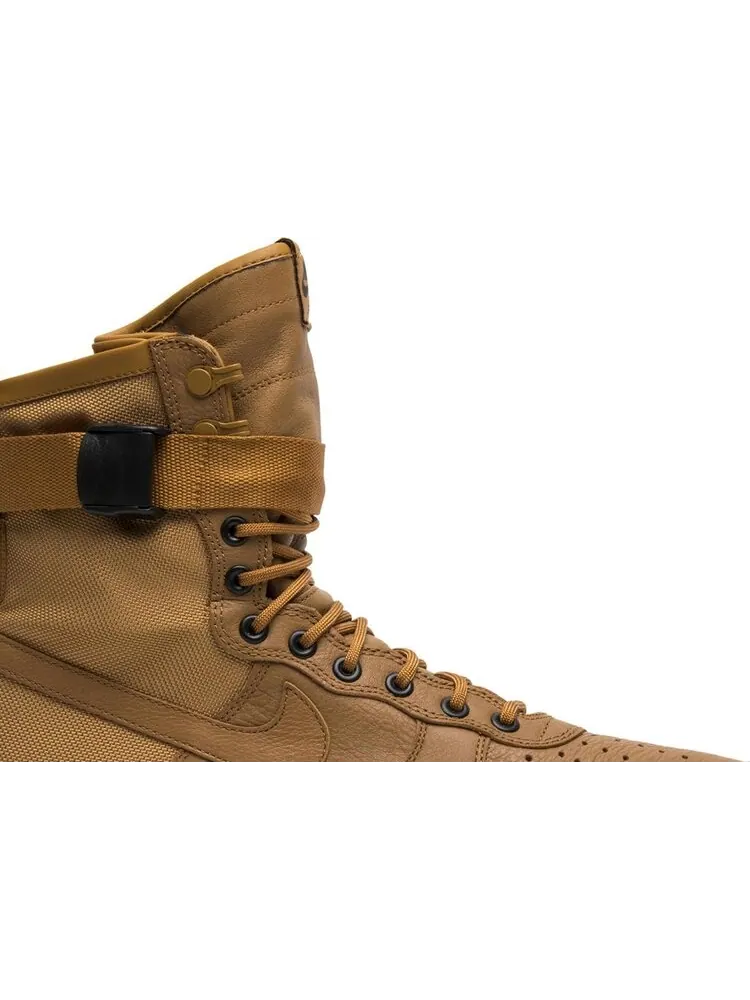 Кроссовки Nike Wmns SF Air Force 1 High 'Desert Ochre' — изображение 2 из 8, загар