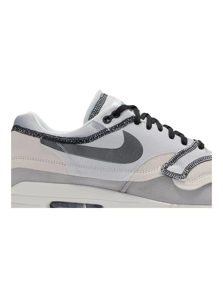 Кроссовки Nike Air Max 1 'Inside Out - Phantom' — изображение 2 из 4, белый