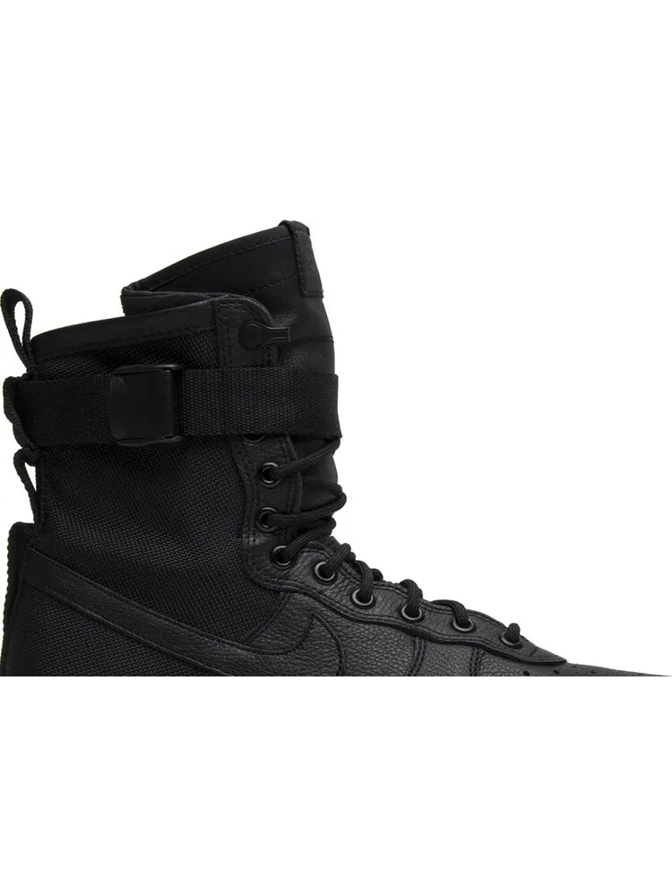 Кроссовки Nike SF Air Force 1 'Gum' — изображение 2 из 8, черный