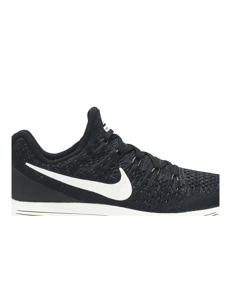 Кроссовки Nike LunarEpic Low Flyknit 2 'Black' — изображение 2 из 4, черный