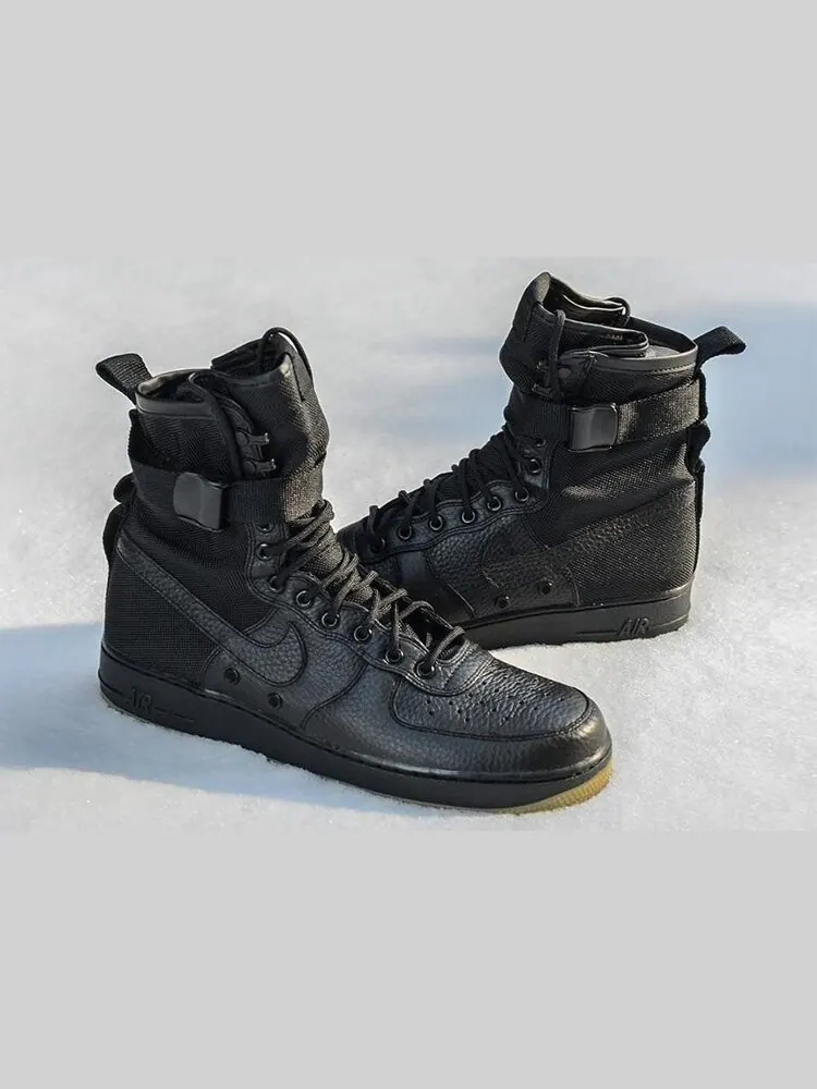 Кроссовки Nike SF Air Force 1 'Black Gum' — изображение 2 из 4, черный