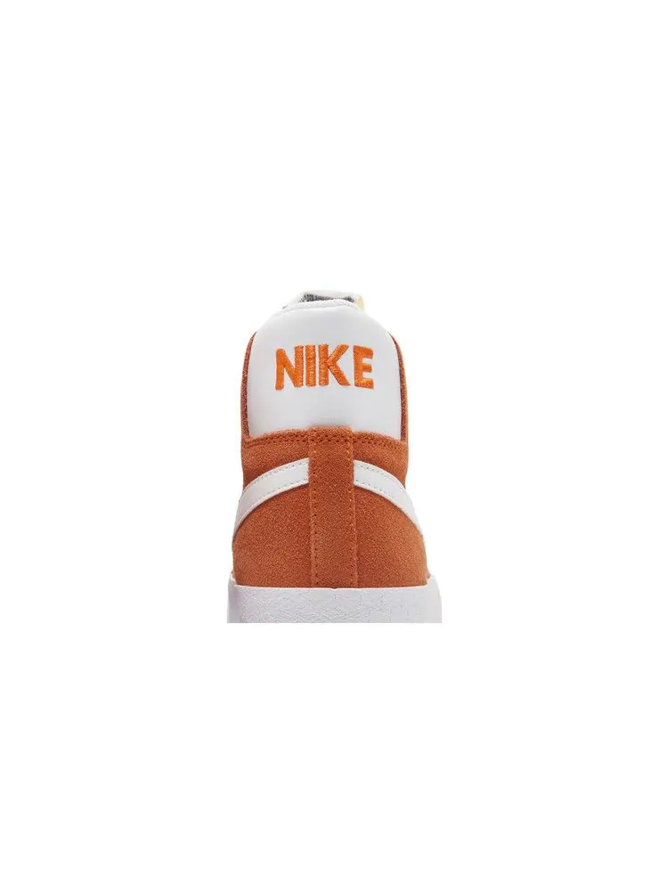 Кеды Nike Zoom Blazer Mid SB 'Safety Orange' — изображение 8 из 9, оранжевый/белый