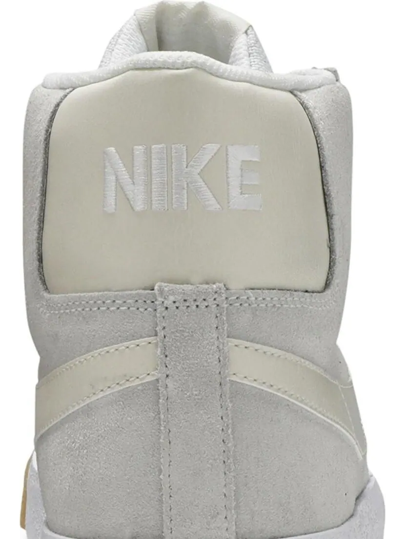 Кроссовки Nike Blazer Mid SB 'Cream Gum' — изображение 7 из 8, загар
