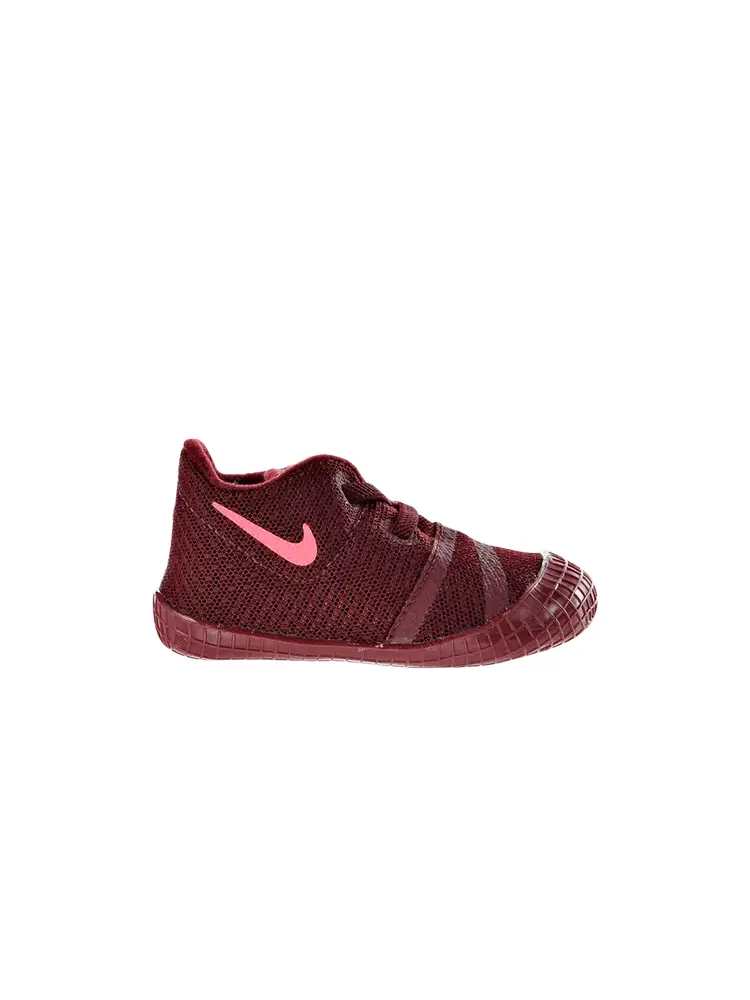 Кроссовки Nike Kyrie 3 CB 'Hot Punch' — изображение 1 из 1, красный