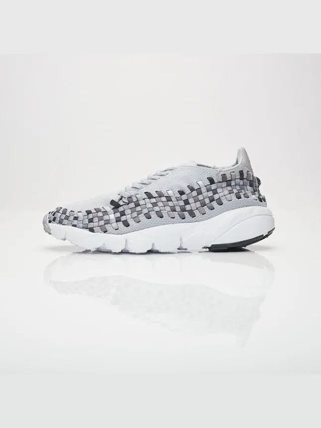 Кроссовки Nike Air Footscape Woven NM 'Wolf Grey' — изображение 3 из 4, серый