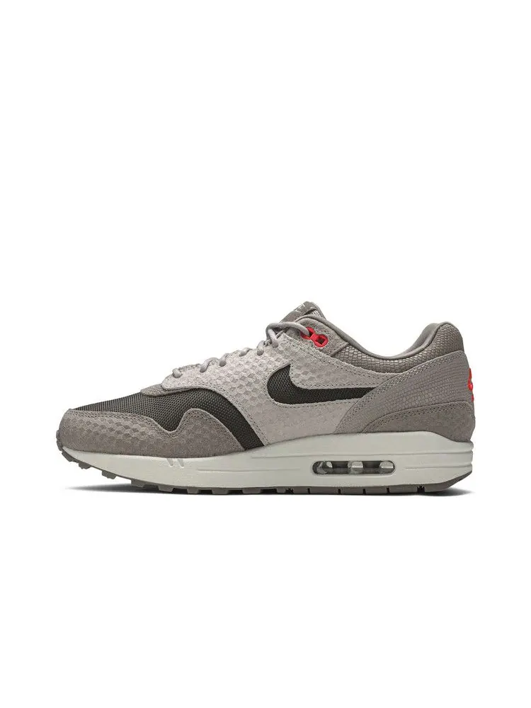Кроссовки Nike Air Max 1 Premium 'Moon Particle' — изображение 4 из 9, коричневый