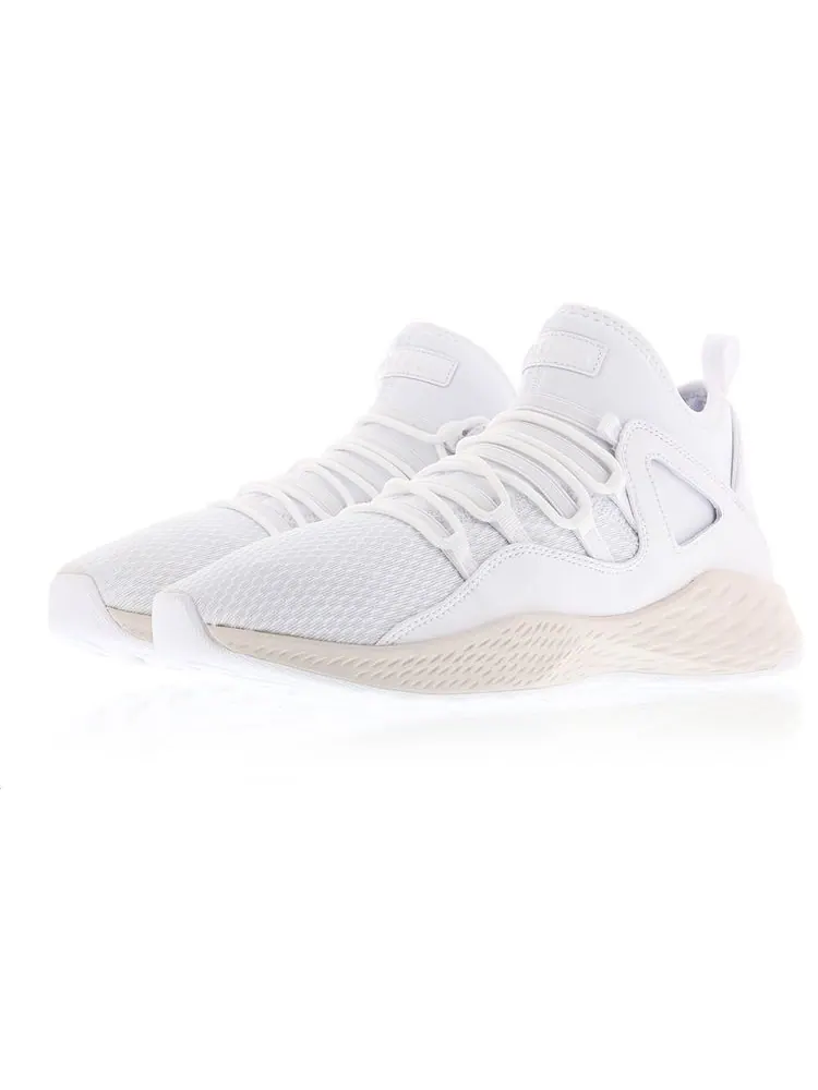 Кроссовки Air Jordan Jordan Formula 23 — изображение 1 из 3, белый