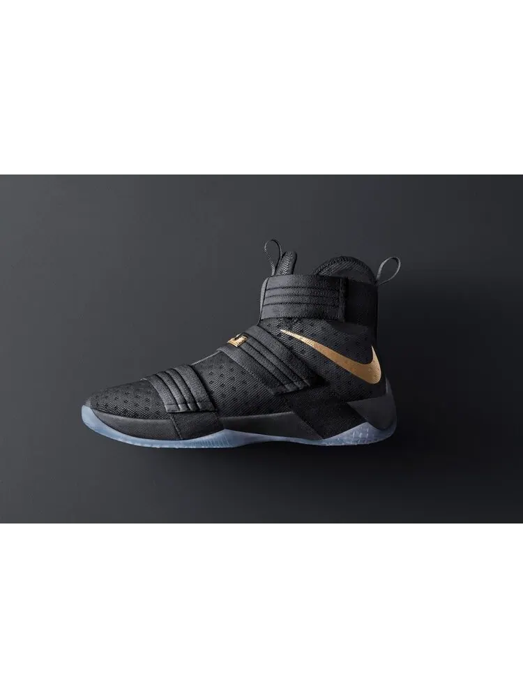 Кроссовки Nike LeBron Soldier 10 iD — изображение 2 из 3, мульти