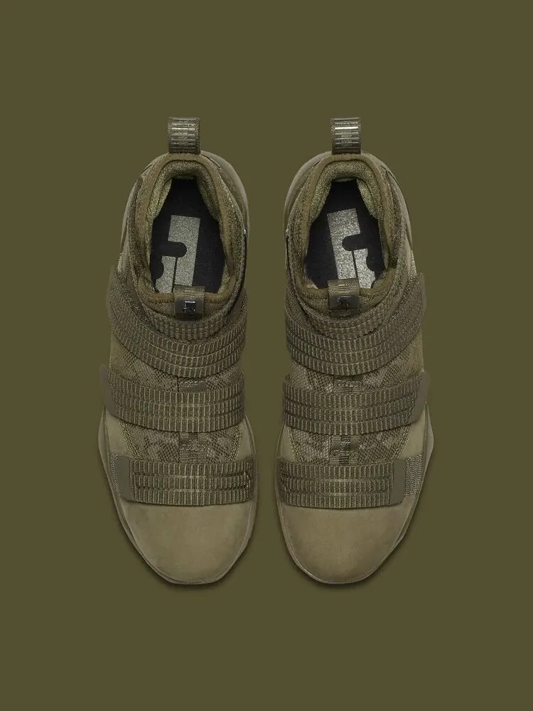 Кроссовки Nike LeBron Soldier 11 'Olive' — изображение 3 из 4, зеленый