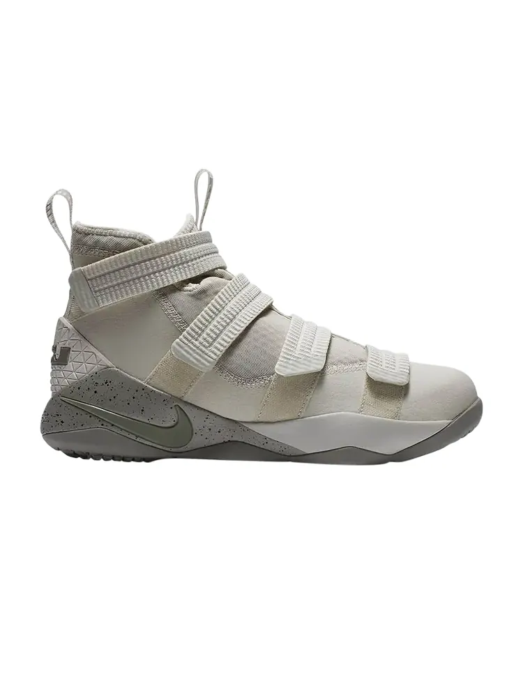 Кроссовки Nike Lebron Soldier 11 SFG 'Light Bone' — изображение 1 из 1, белый