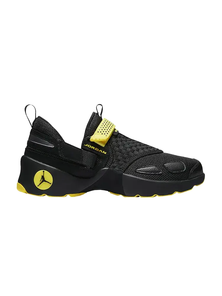 Кроссовки Air Jordan Jordan Trunner LX 'Thunder' — изображение 1 из 4, черный