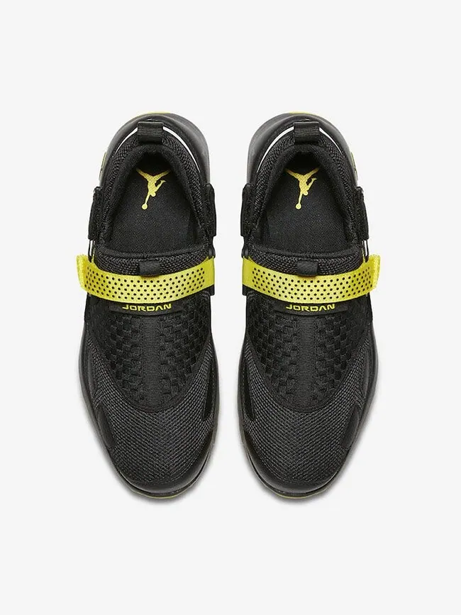 Кроссовки Air Jordan Jordan Trunner LX 'Thunder' — изображение 3 из 4, черный