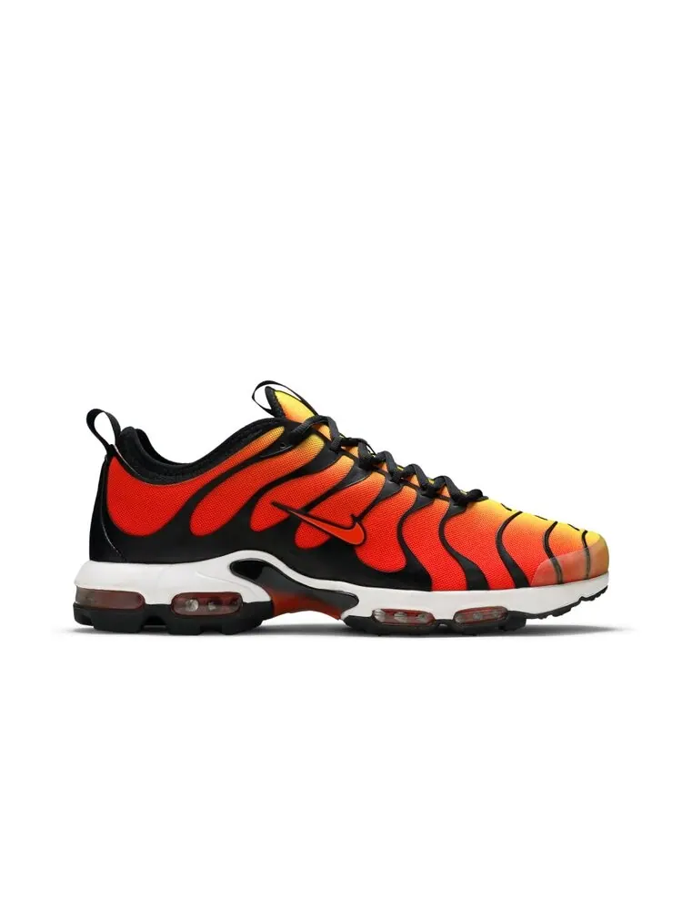 Кроссовки Nike Air Max Plus TN Ultra 'Tiger' — изображение 1 из 4, красный