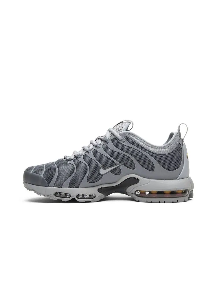Кроссовки Nike Air Max Plus TN Ultra 'Cool Grey' — изображение 4 из 9, серый/черный-серый