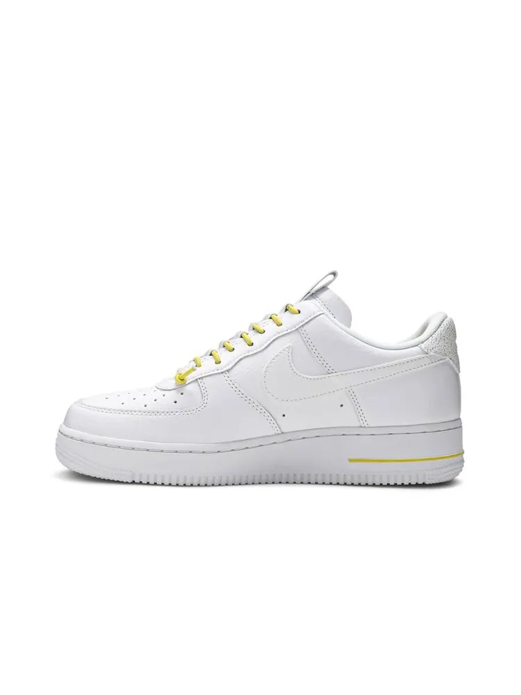 Кроссовки Nike Wmns Air Force 1 — изображение 3 из 4, белый