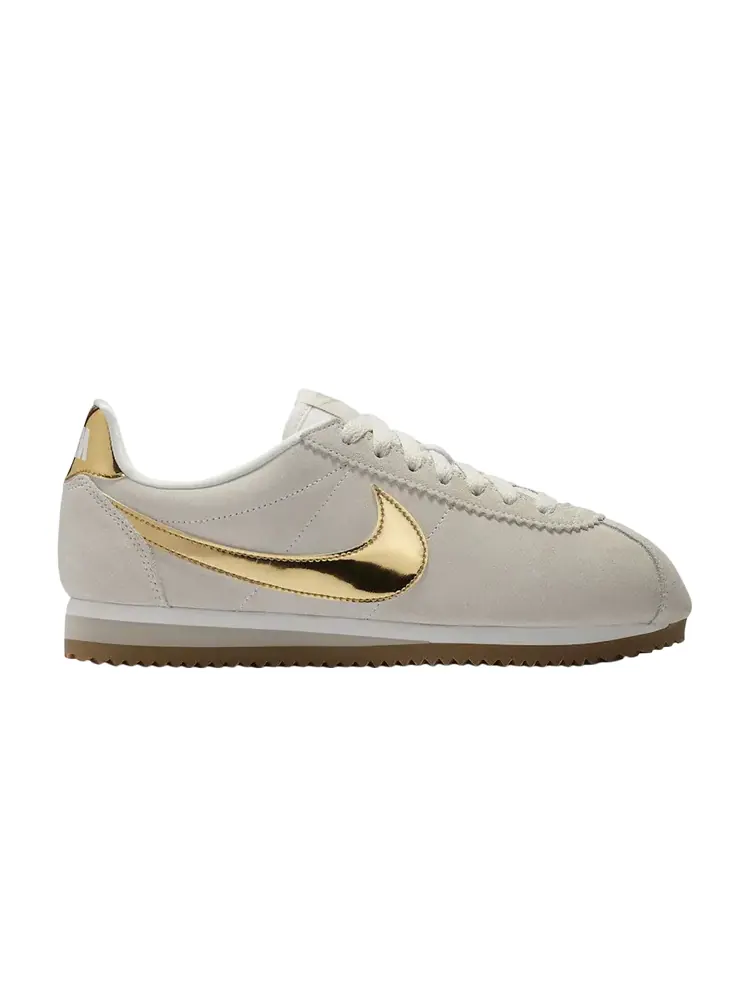 Кроссовки Nike Wmns Classic Cortez SE 'Metallic Gold' — изображение 1 из 1, бежевый
