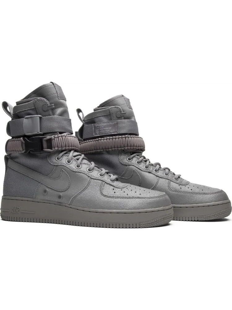 Кроссовки Nike SF Air Force 1 QS 'Dust' — изображение 8 из 8, серый