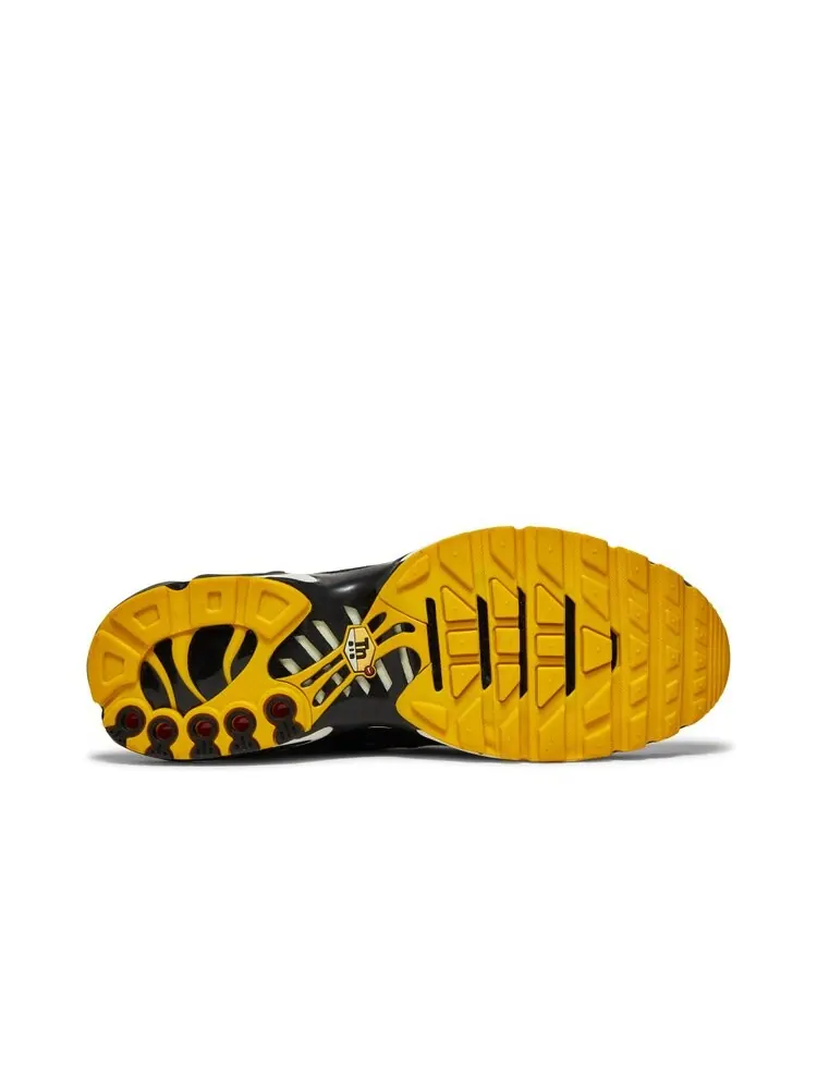 Кроссовки Nike Air Max Plus QS 'All Over Print' — изображение 4 из 4, черный