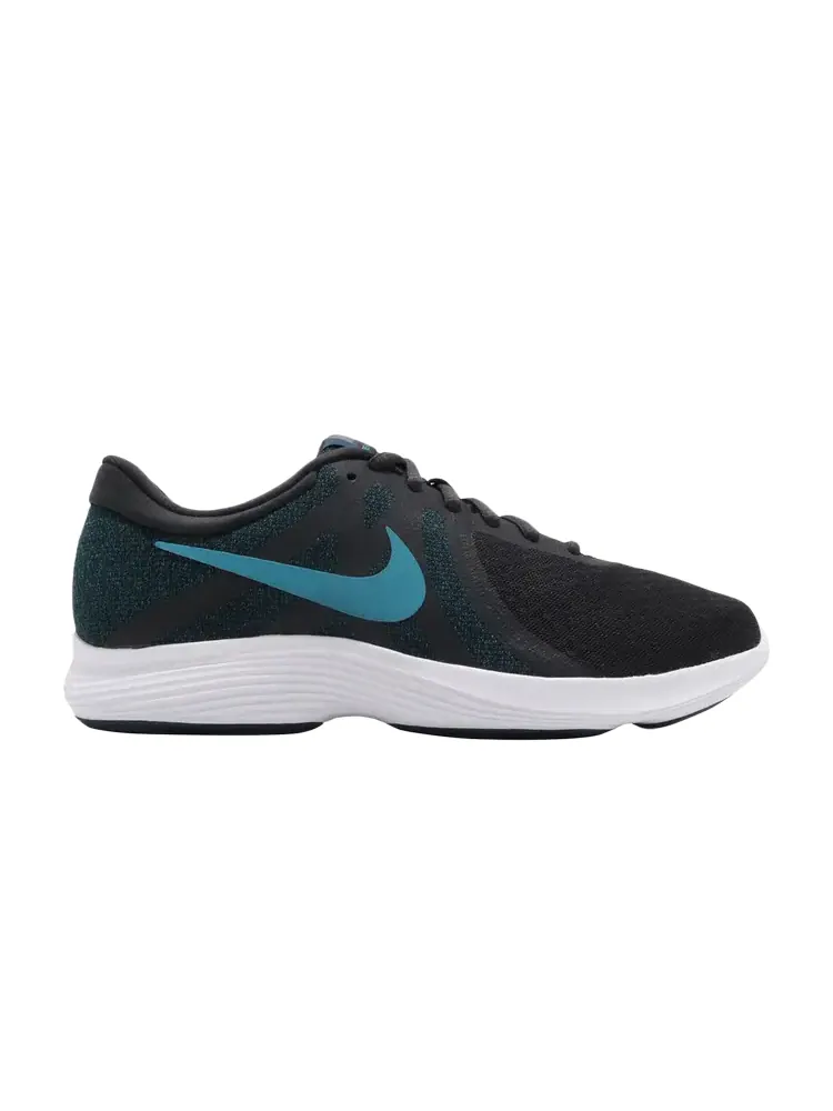 Кроссовки Nike Revolution 4