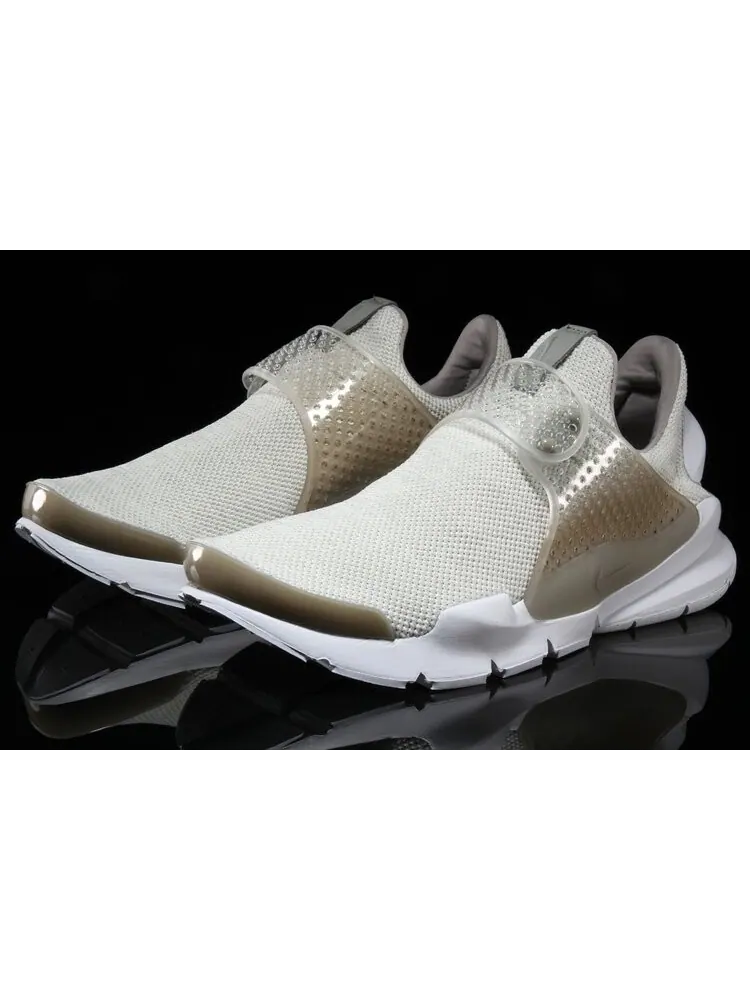Кроссовки Nike Sock Dart SE 'Sail' — изображение 2 из 4, серый