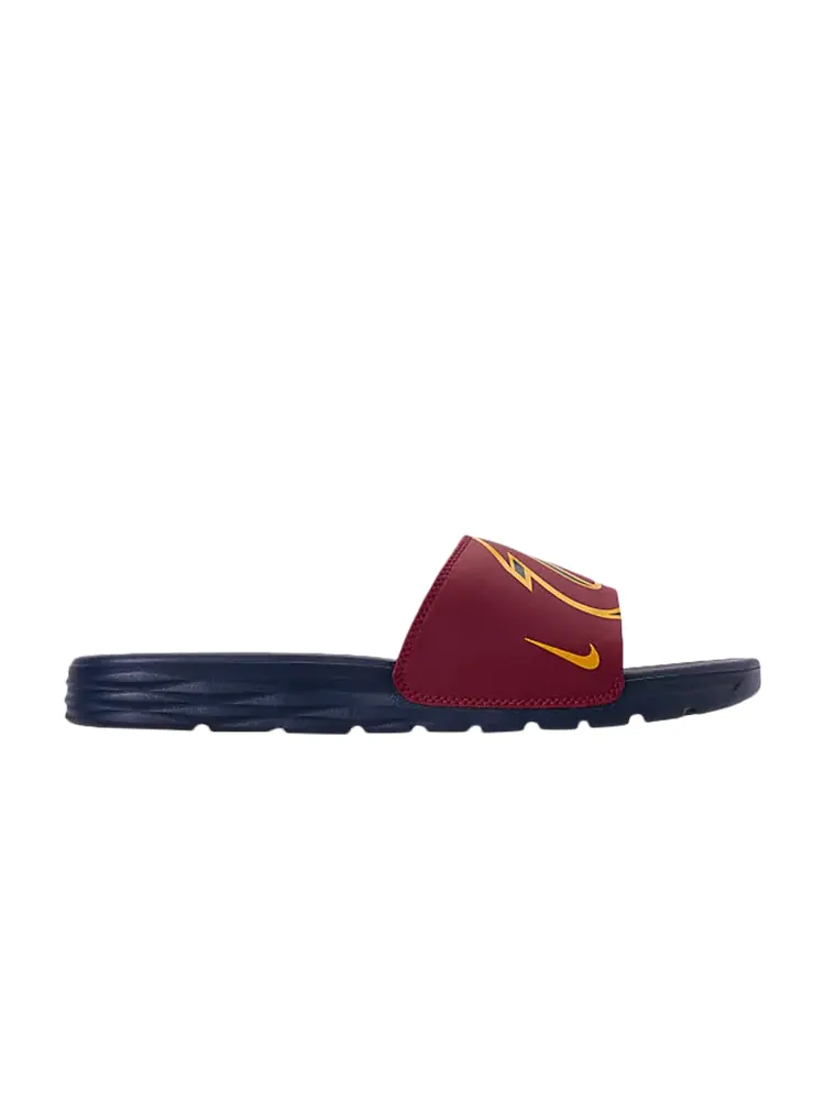 Кроссовки Nike NBA x Benassi 'Cavaliers' — изображение 1 из 1, красный