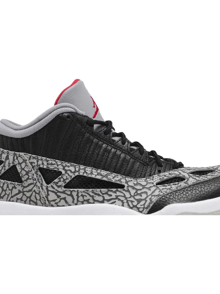 Кроссовки Air Jordan 11 Retro Low IE Black Cement — изображение 2 из 8, черный