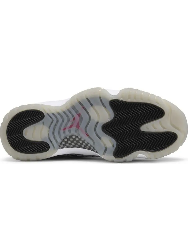 Кроссовки Air Jordan 11 Retro Low IE Black Cement — изображение 4 из 8, черный