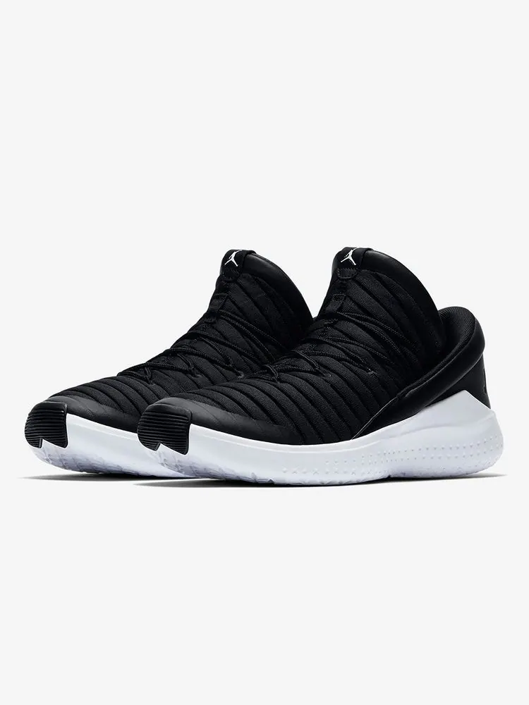 Кроссовки Jordan Flight Luxe — изображение 1 из 5, черный