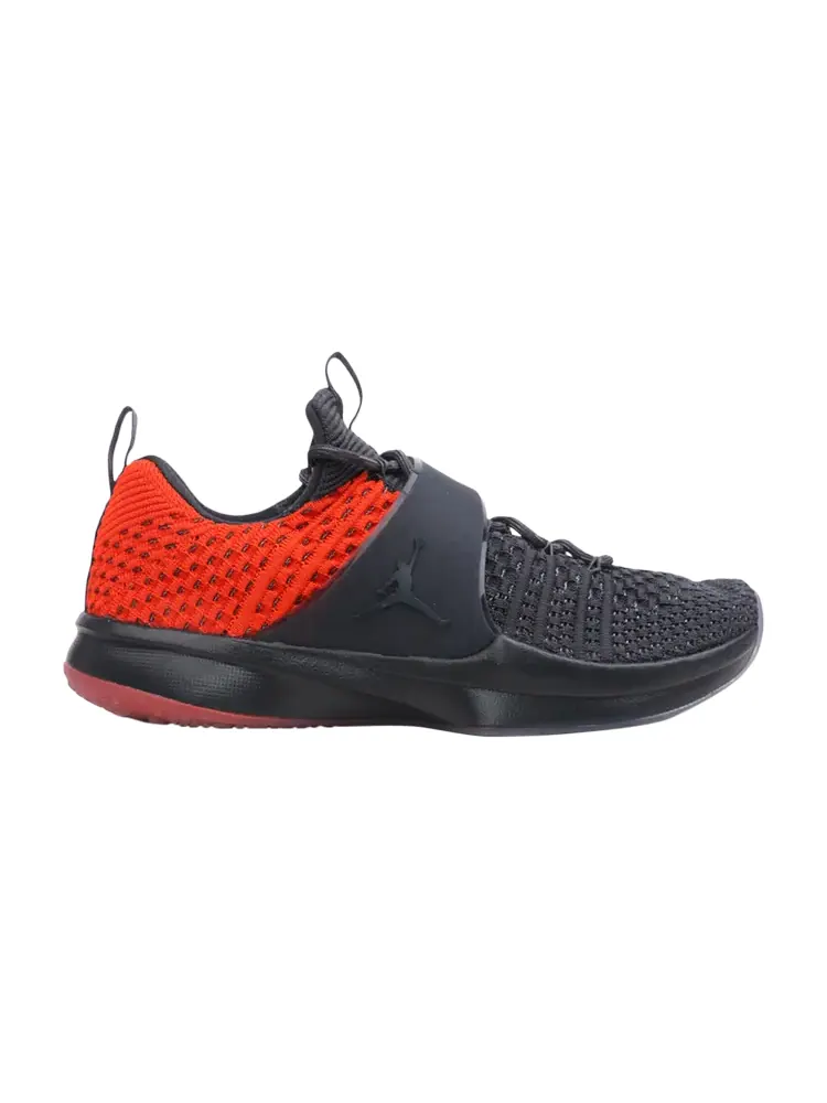 Кроссовки Air Jordan Trainer 2 Flyknit — изображение 1 из 1, оранжевый