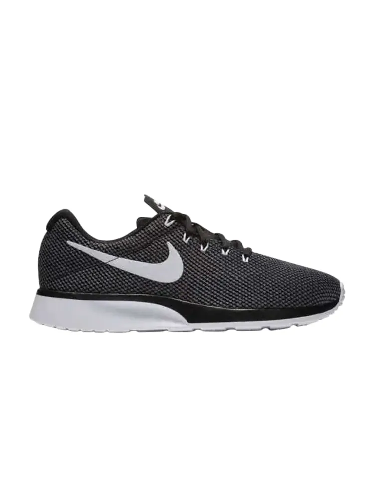 Кроссовки Nike Tanjun Racer — изображение 1 из 1, серый