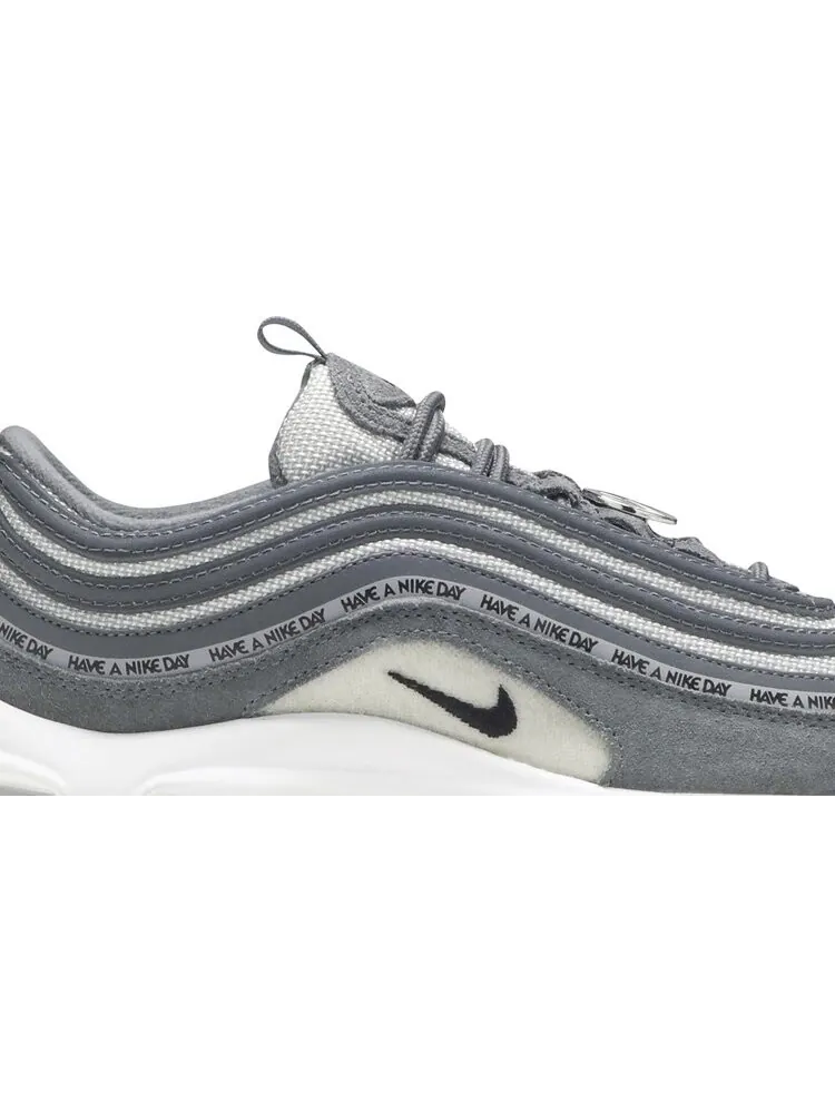 Кроссовки Nike Air Max 97 GS 'Have A Nike Day - Dark Grey' — изображение 2 из 8, серый