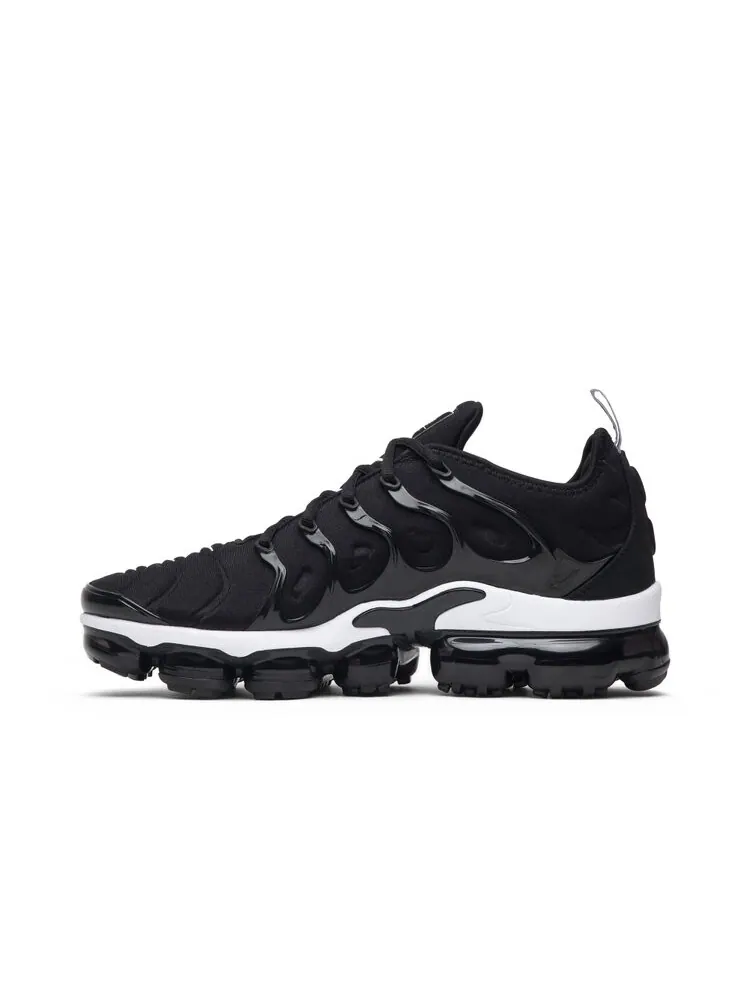 Кроссовки Nike Air VaporMax Plus 'Overbranding' — изображение 3 из 4, черный