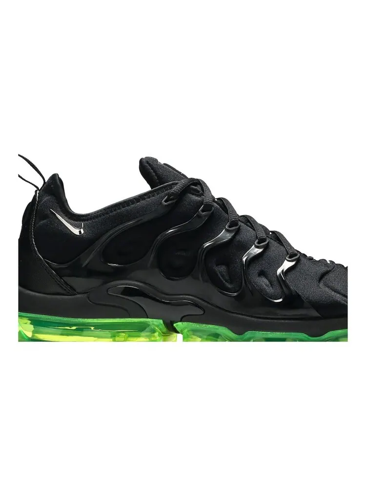 Кроссовки Nike Air VaporMax Plus 'Black Volt' — изображение 2 из 4, черный