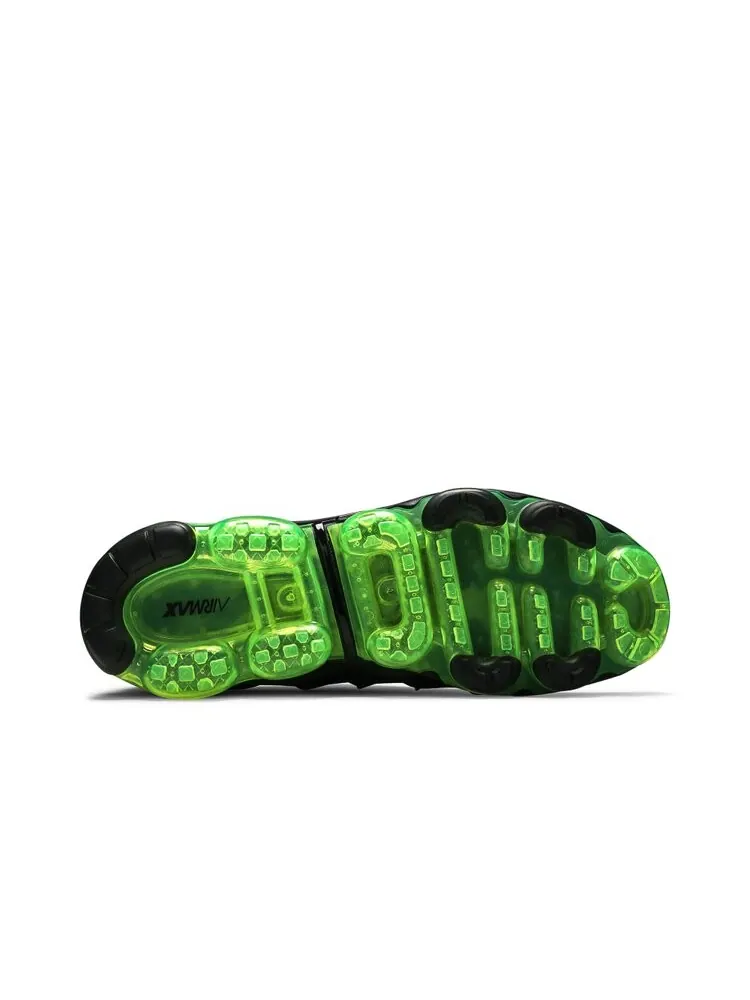 Кроссовки Nike Air VaporMax Plus 'Black Volt' — изображение 4 из 4, черный