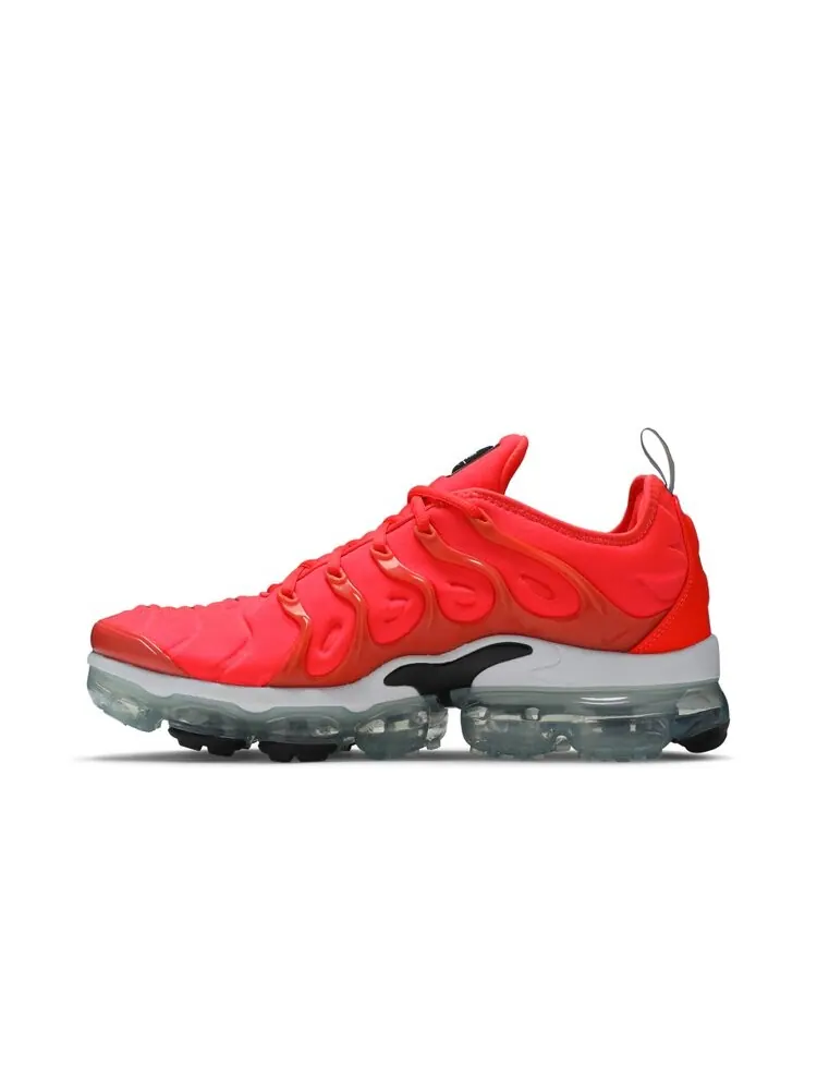 Кроссовки Nike Air VaporMax Plus — изображение 3 из 4, красный
